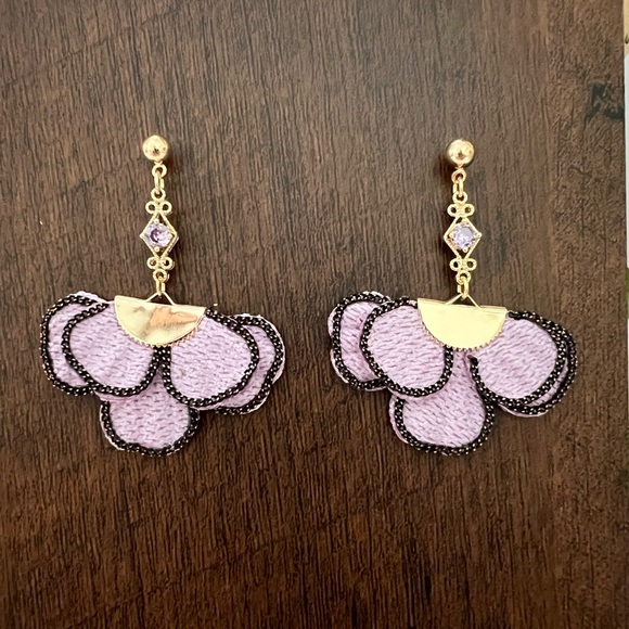 Elegant Flirty Flower-Inspired Dangle Earrings - Fabric Dangle Earrings - Picture 1 of 6